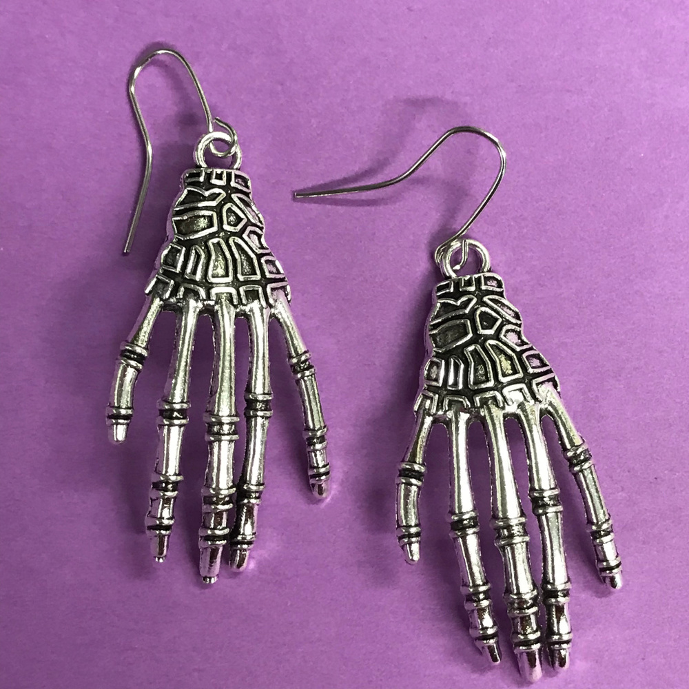 Skeleton Hands Silver Tone Dangle Earrings 025 - image 5